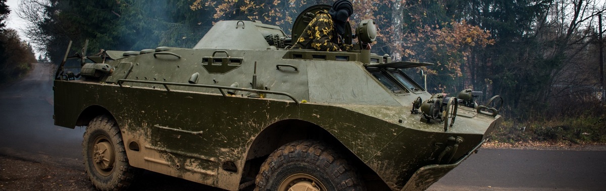 Катание на военной технике Танкист СОЛДАТ Катание на военной технике Танкист СОЛДАТНовый год<br>Любителям танков посвящается! Теперь можно прокатиться на бронированной технике и пострелять из автомата!<br><br>Номинал: None<br>Тип подарка: Физический<br>Город (для эмоций): Москва<br>Как воспользоваться?: None<br>Что будет происходить?: None<br>Количество участников: 1 участник<br>Сезонность: None<br>Продолжительность: None<br>Где проходит?: None<br>Вид эмоций: Путешествия<br>Для кого: None<br>Повод: None