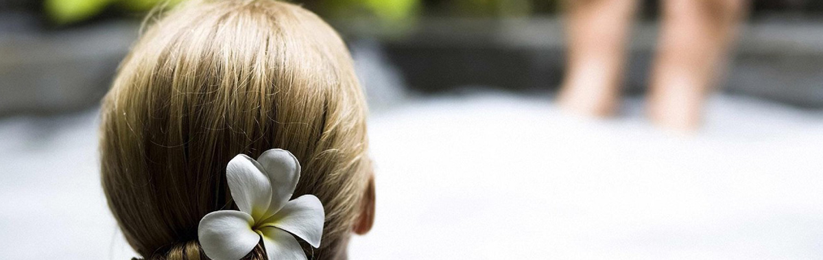 Подарочный SPA Сертификат Афродита Подарочный SPA Сертификат АфродитаДамы<br>Spa-программа «Афродита» - это гимн неугасаемой женской красоте и привлекательности, из вас сделают настоящую Богиню<br><br>Номинал: None<br>Тип подарка: Физический<br>Город (для эмоций): None<br>Как воспользоваться?: None<br>Что будет происходить?: None<br>Количество участников: 1 участник<br>Сезонность: None<br>Продолжительность: None<br>Где проходит?: None<br>Вид эмоций: None<br>Для кого: None<br>Повод: None