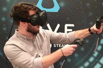 картинка Подарочный сертификат Игра в очках виртуальной реальности "HTC Vive", 2 часа в интернет-магазине подарочных сертификатов Дарить Легко. картинка Подарочный сертификат Игра в очках виртуальной реальности "HTC Vive", 2 часа в интернет-магазине подарочных сертификатов Дарить Легко.