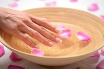 картинка Подарочный сертификат SPA-ритуал для рук, 45 мин в интернет-магазине подарочных сертификатов Дарить Легко. картинка Подарочный сертификат SPA-ритуал для рук, 45 мин в интернет-магазине подарочных сертификатов Дарить Легко.