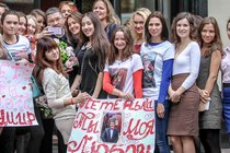 картинка Подарочный сертификат Розыгрыш "Перепутали со звездой" в интернет-магазине подарочных сертификатов Дарить Легко. картинка Подарочный сертификат Розыгрыш "Перепутали со звездой" в интернет-магазине подарочных сертификатов Дарить Легко.